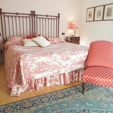 Olivia Bed & Breakfast 3*