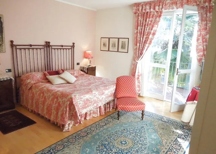 Olivia Bed & Breakfast 3*